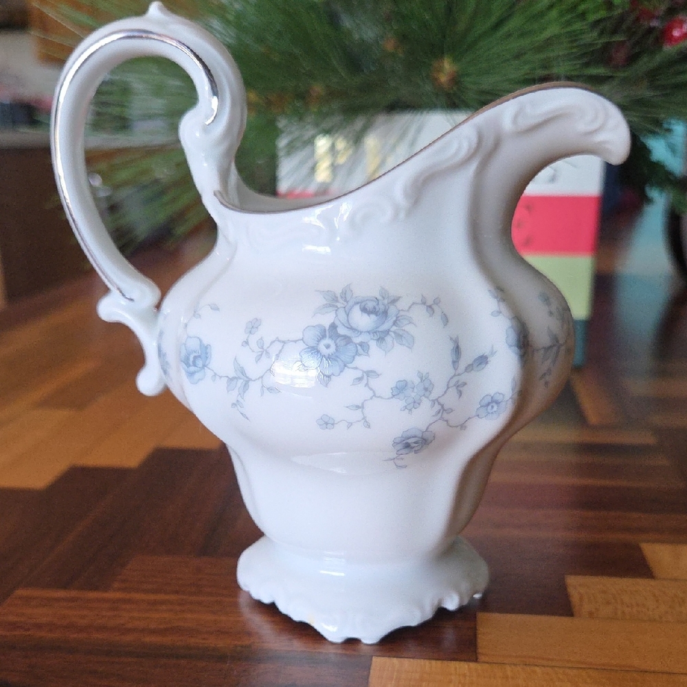 Johann Haviland Creamer